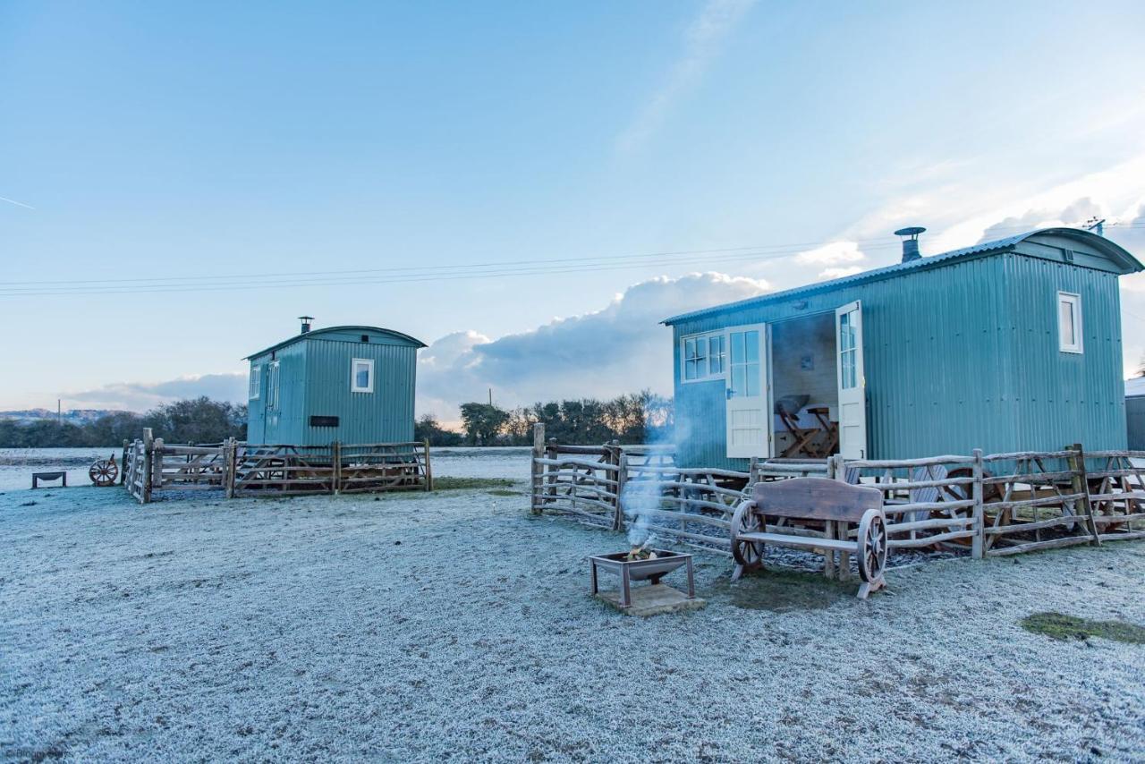 Romney Marsh Huts By Bloom Stays Ashford  Exterior foto